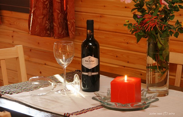 בקתות מצפה הודיה - ������ �יבנאל - ������ ����